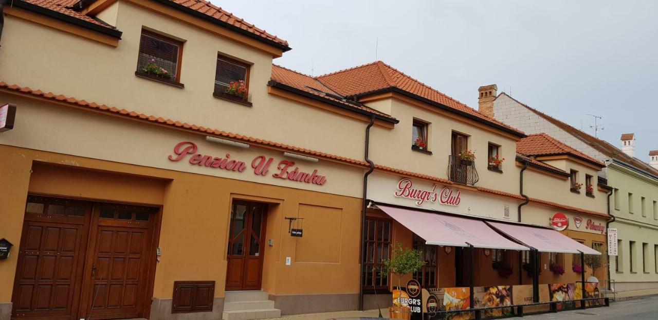 Penzion U Zamku Lednice Exterior photo